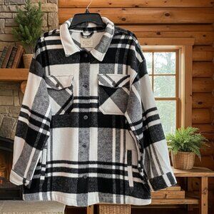 ASHLEY* Black, Grey & White Plaid Jacket* Size: L